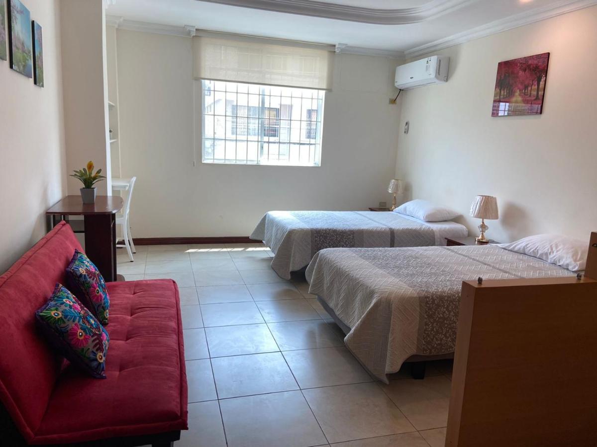Doral Suite ¡Cerca Del Aeropuerto! กวายากิล ภายนอก รูปภาพ